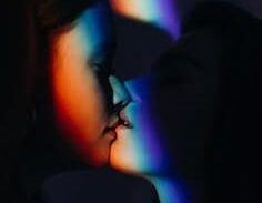 Imagem do grupo de WhatsApp r a i n b o w • JOY