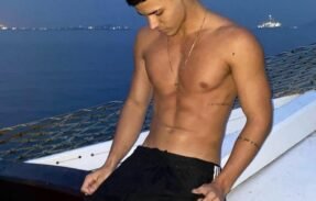 Imagem do grupo de WhatsApp Alpha Boys 