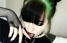 Imagem do grupo de WhatsApp 𝐇𝐔𝐌𝐎𝐑 𝐂𝐀Ó𝐓𝐈𝐂𝐎