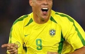 Imagem do grupo de WhatsApp Vendas e trocas Efootball Mobile