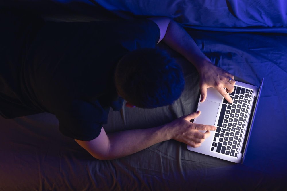Como melhorar a qualidade do sono em tempos de excesso de telas e streaming